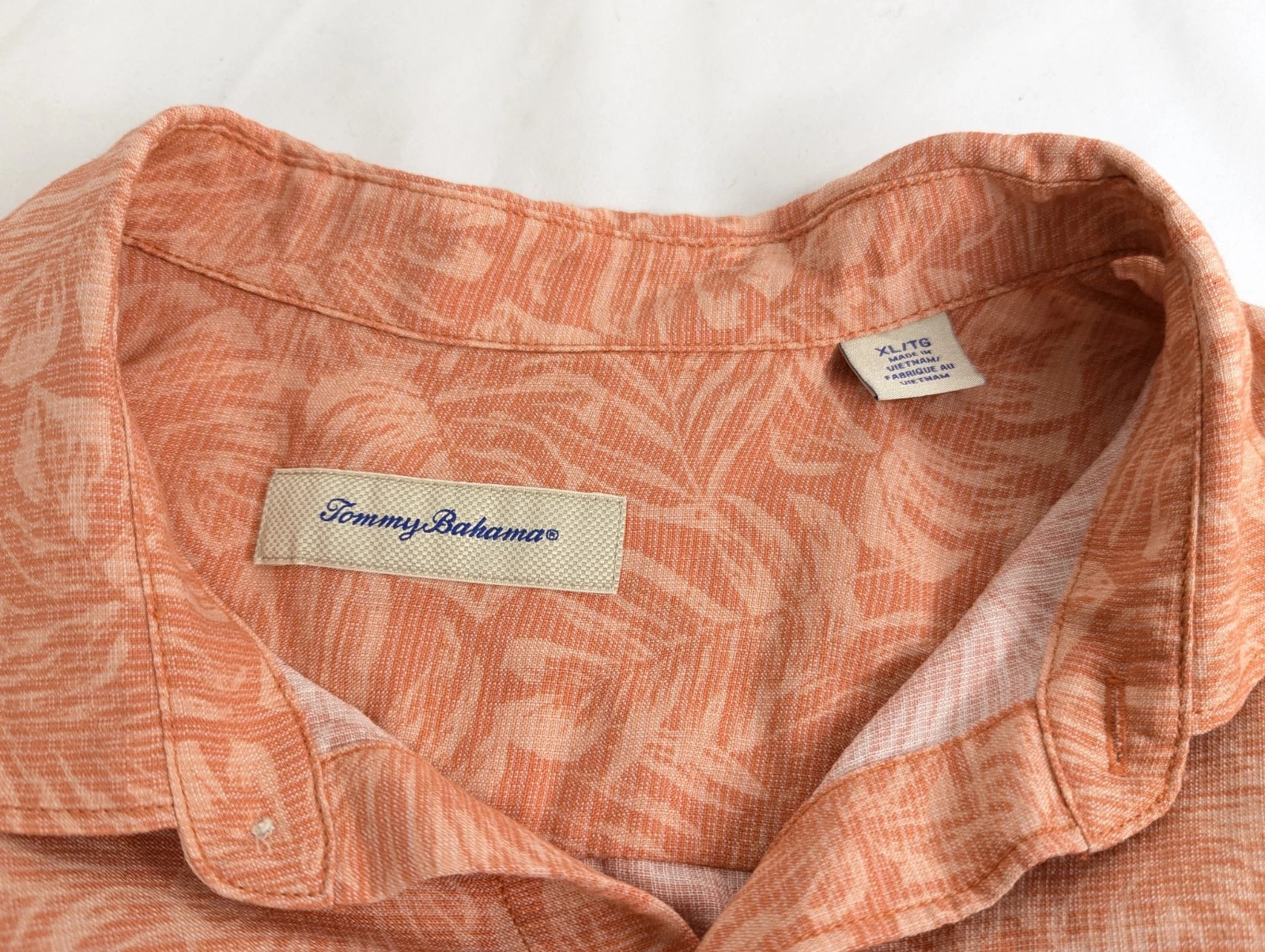 Tommy Bahama Hawaiian Shirt Floral Jacquard Print Coral Tencel Marlan Men XL 52" image 9