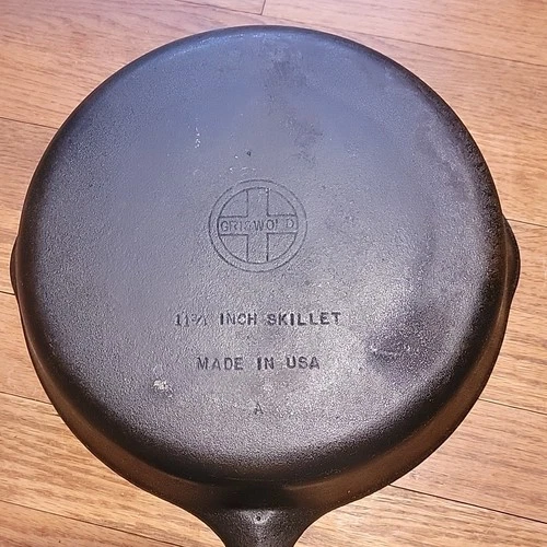 Griswold #10  11 3/4 Inch  "A" Cast Iron Skillet Frying Pan Small Block Logo