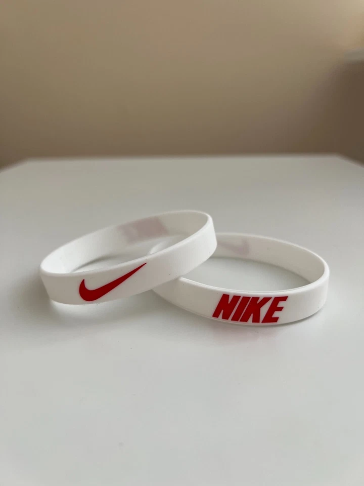 Una (1) pulsera de silicona Nike - talla única para todos los sudadores Foto 4 de 4