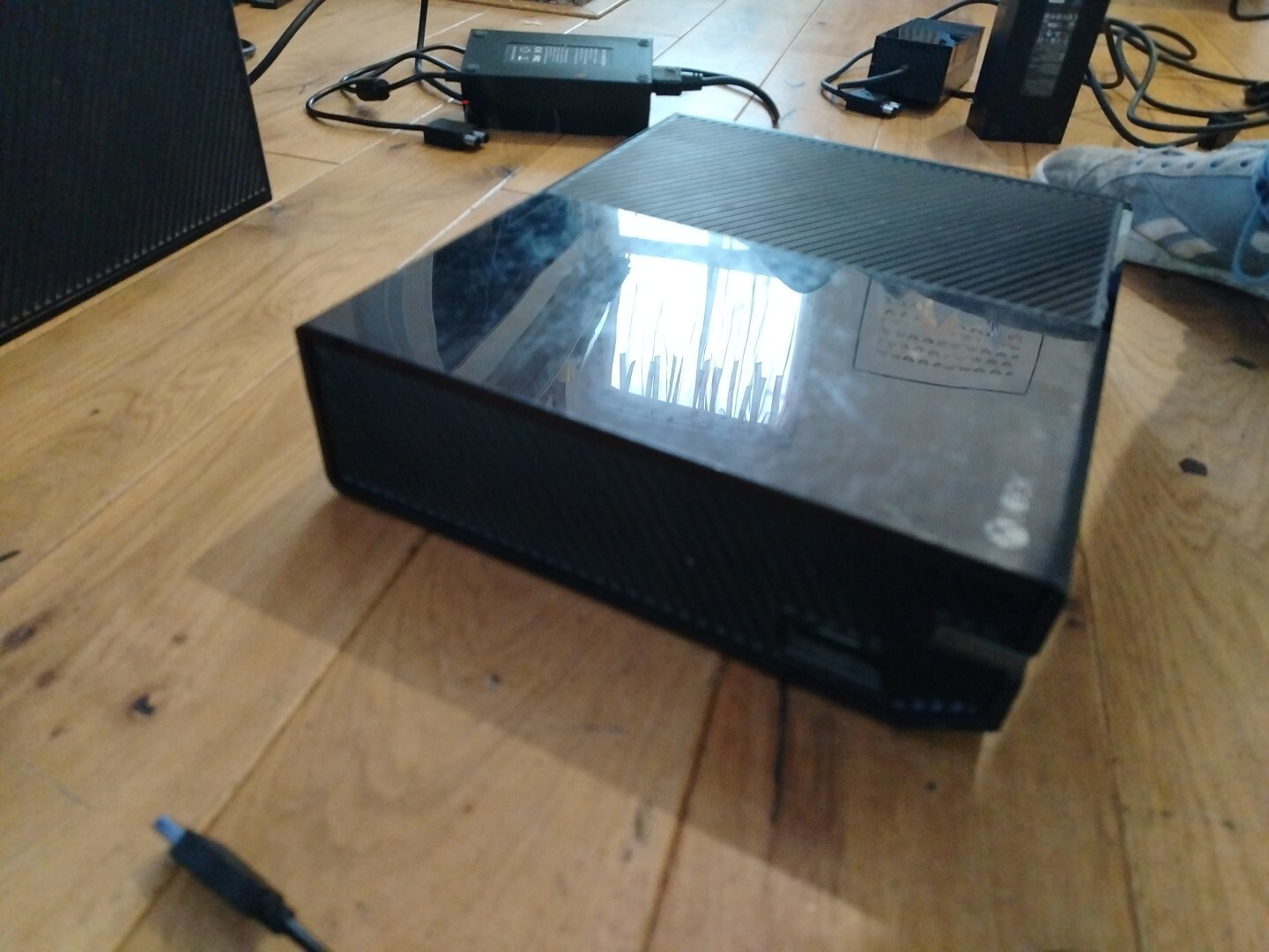 Picture 3 of 4