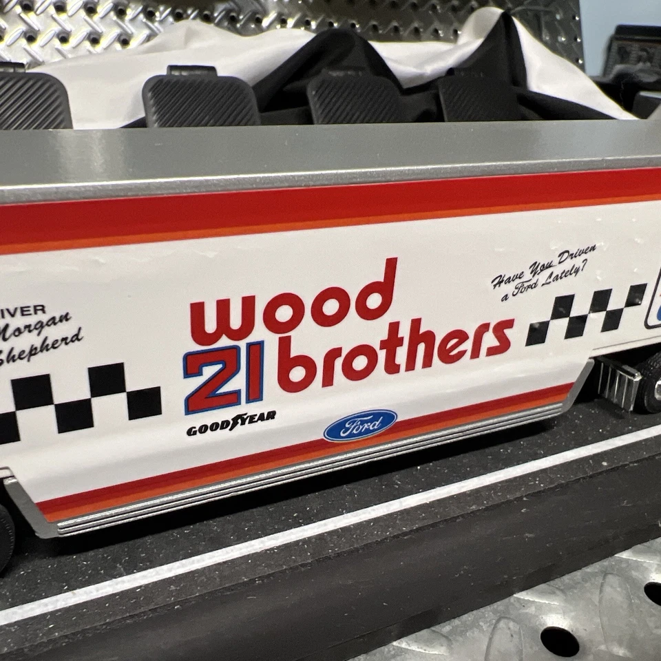 MORGAN SHEPHARD #21 CITGO WOOD BROTHERS 1/64 TRUCK TRANSPORTER HAULER 1993 - Image 4 of 4