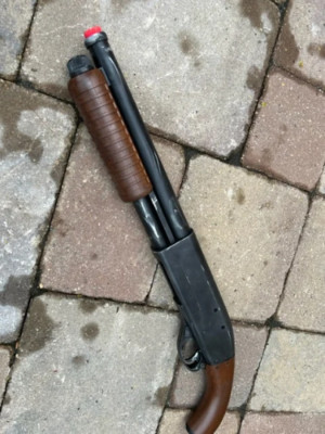 Non Firing Toy Fake Sawed Off Pump Shotgun Full Size Cosplay Costume Film Prop