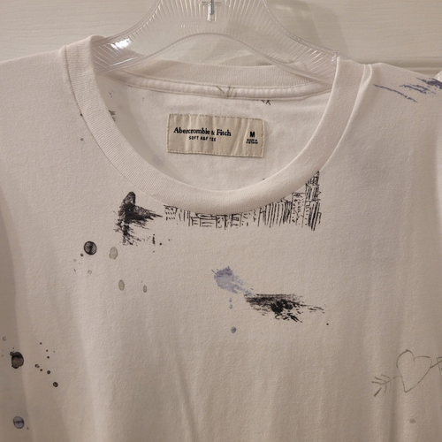 ABERCROMBIE & FITCH WHITE NEW YORK THEMED SS T-SHIRT MEN'S SIZE MED - Picture 3 of 4