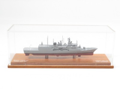 1:1250 Blohm + Voss AG Yard No. 951 MEKO 200 HN H.S. Hydra rot/grau 