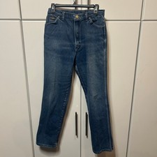 Vintage Wrangler High Waisted Straight Leg Jeans Medium Wash Blue Denim MR920NA