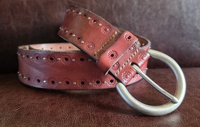 VTG Fossil Tooled Belt Cherry Brown Burgundy Leather Med 40'' Hardly Worn Studded