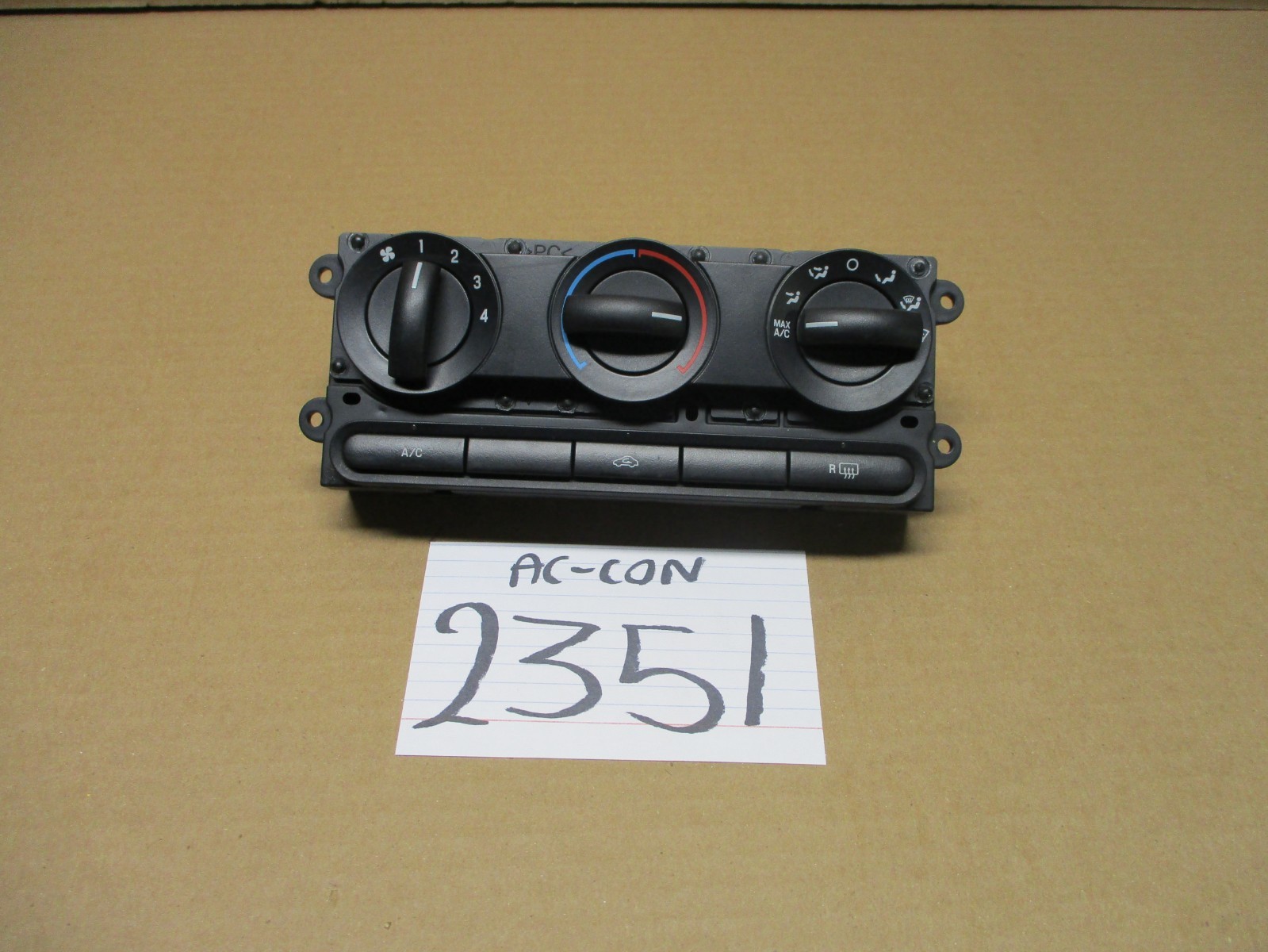 05 06 07 Ford Five Hundred AC and Heater Control Used Stock #2351-AC 