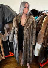 Vintage George Poulos Raccoon Fur Coat 47 " Long, 20" Shoulder, 21" Outer Sleeve
