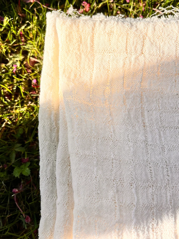 Tejido a cuadros ahuecado puro neutro de algodón orgánico por 2 metros. Foto 3 de 4