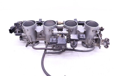 2005-2006 Kawasaki ZX6R ZX636 ZX6 636 OEM Throttle Bodies Body