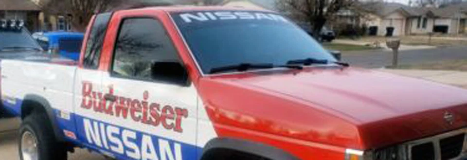 PARA PARABRISAS NISSAN - BANNER TROQUELADO PEGATINA VINILO CALCOMANÍA Y HERRAMIENTA DE APLICACIÓN Foto 3 de 4