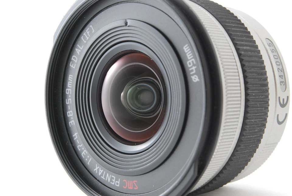 [NEAR MINT w/Cap]  Pentax 08 Wide Zoom 3.8-5.9mm F3.7-4 ED AL Lens Q Mount Japan - Image 3 of 4