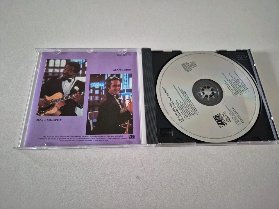 CD: The Blues Brothers -- mit den Blues Brothers- Soundtrack - Filmmusik - Bild 2 von 2
