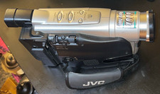 JVC GR VHS-C Handheld Camcorder SD 20x/800x 2.5" LCD Stabilization S-Video