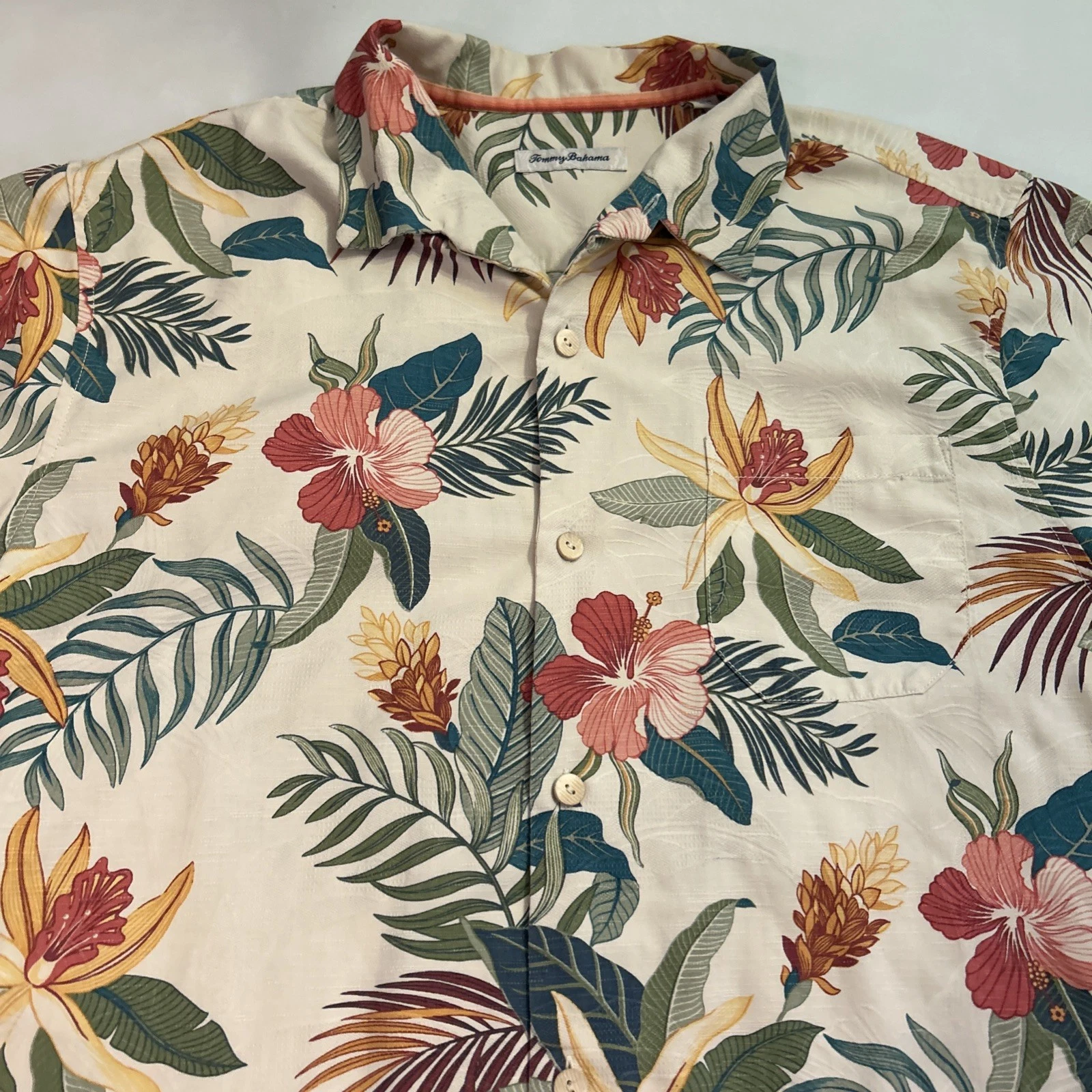 Tommy Bahama Beach Crest Blooms Camp Shirt - Short Sleeve Size XL Mint Condition