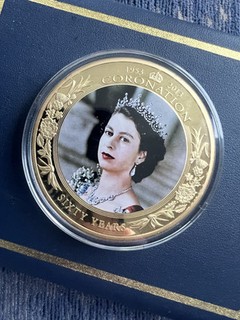 2011 Cook Islands Diamond Jubilee five 5 dollar Gold plated Proof Coin