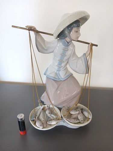 Lladro Porzellan Figur Rentner 5172 FISH A PLENTY - Bild 1 von 9