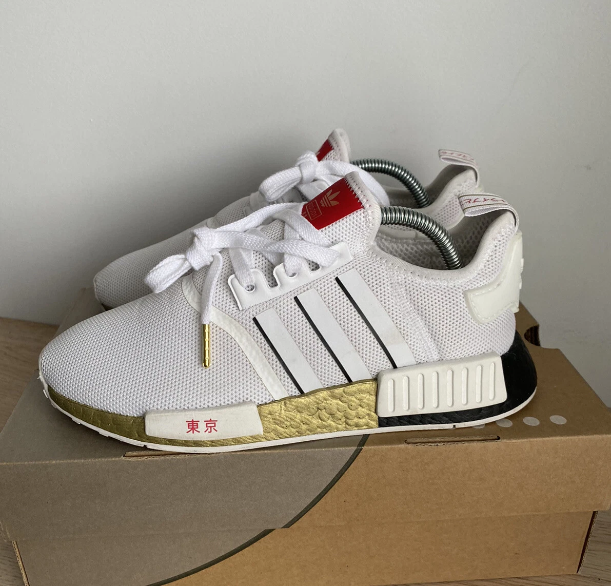 Nmd clearance tokyo white