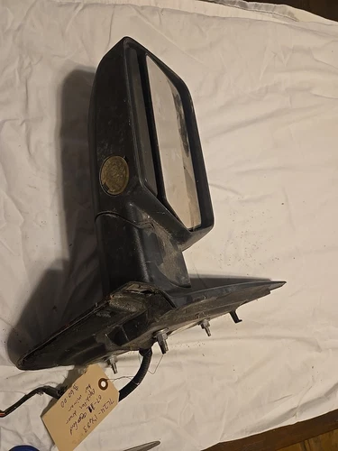 OEM 07-11 FORD EXPEDITION DRIVER LEFT POWER SIDE VIEW MIRROR 7L14-17683-USED