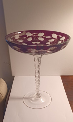 Schöne Obst  Süssigkeitenschale Tazza compote Kristallglas Baccarat Kirschen rar