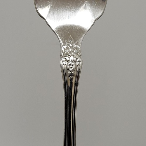 Oneida Brahms Stainless Steel Flatware Lot Of 21 Pieces Fork Knife Spoon - Picture 9 of 10