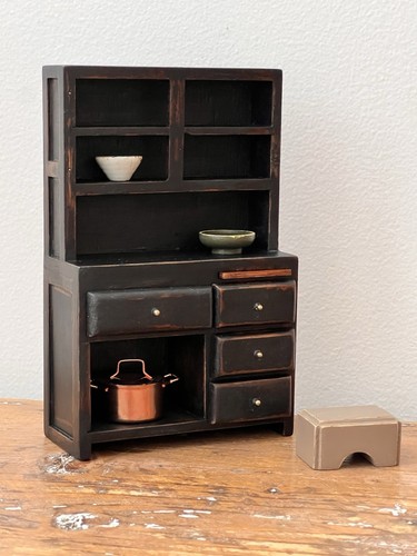 Vintage Kitchen Cupboard with extras 1:12 Scale Wooden Dollhouse Furniture