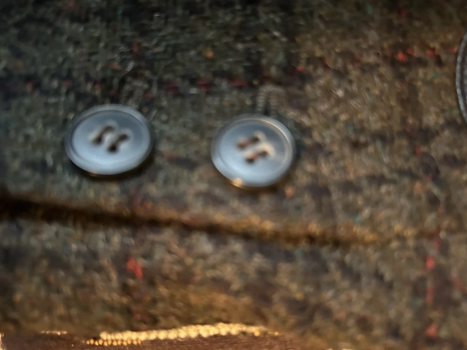 Blazer corto Theory talla 8 de lana caqui a cuadros con parches de cuero forrados en el codo Foto 4 de 4