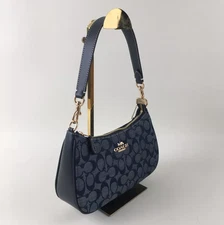 G1N with tags COACH Teri Shoulder Bag Signature Chambray CH139