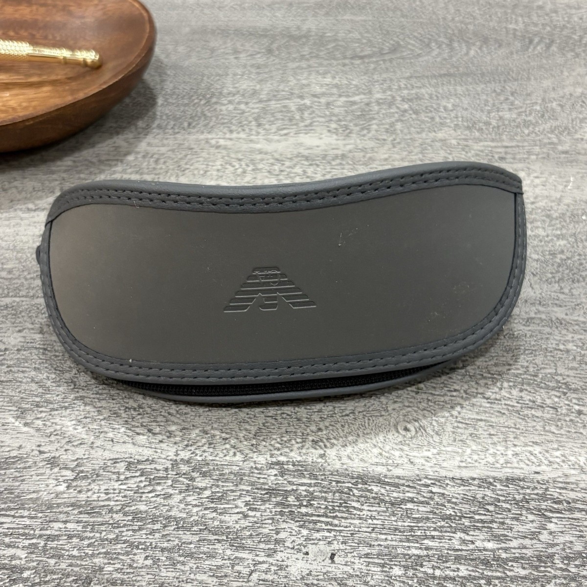 Emporio Armani Soft Sunglasses Case Emporio Armani Sunglasses Case Only Grey Softcase Zip Medium  main image 2