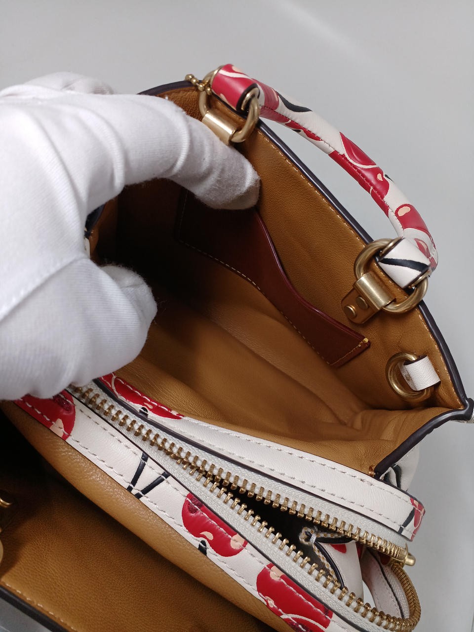 Authentic Cherry Pattern Shoulder Bag Model CB652… - image 12