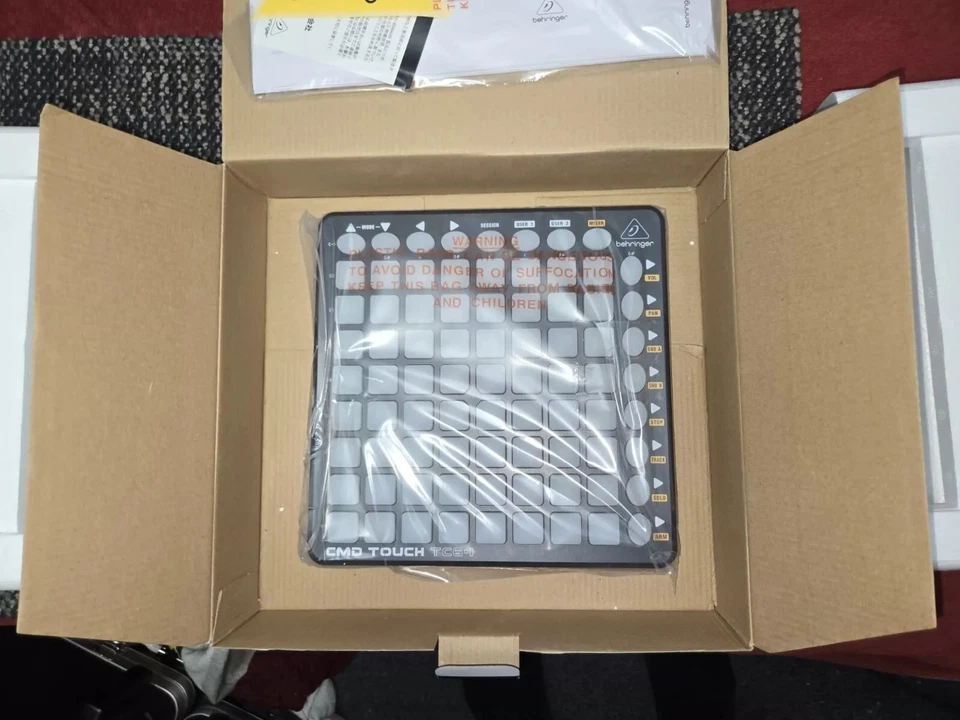 Behringer CMD TOUCH TC64 Clip Launch Controller with 64 Buttons and Multi-Color - Image 4 of 4