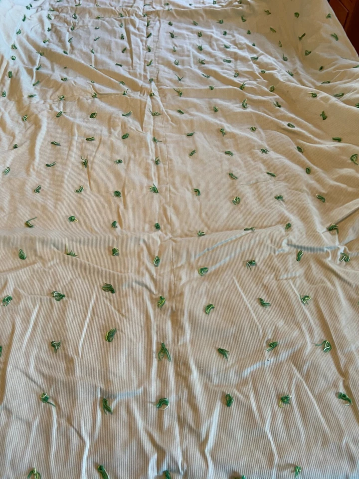 Nice Hand Tied Cotton Striped Comforter Quilt Machine Stitched 76x90 Needs TLC - Image 4 of 4