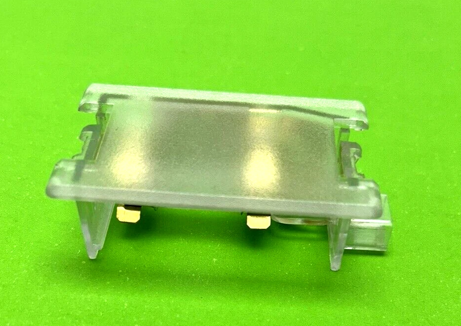 25635368 GM OEM Lamp Assembly Rear Compartment Courtesy Malibu Seville Deville - Image 3 of 4