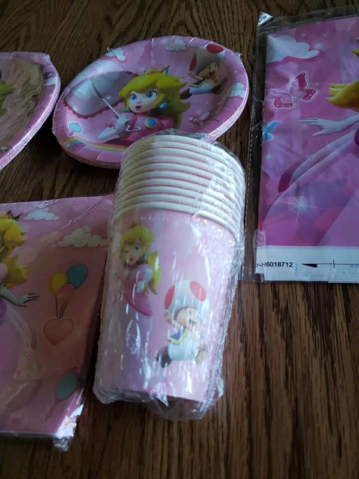 Suministros de fiesta Princess Peach, 20 platos, 20 servilletas, 10 tazas + 1 letrero de pared/puerta Foto 3 de 4