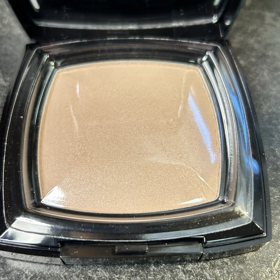 NEW Skinn Dimitri James Candlelight Translucent Face Powder ROSE - Image 2 of 4