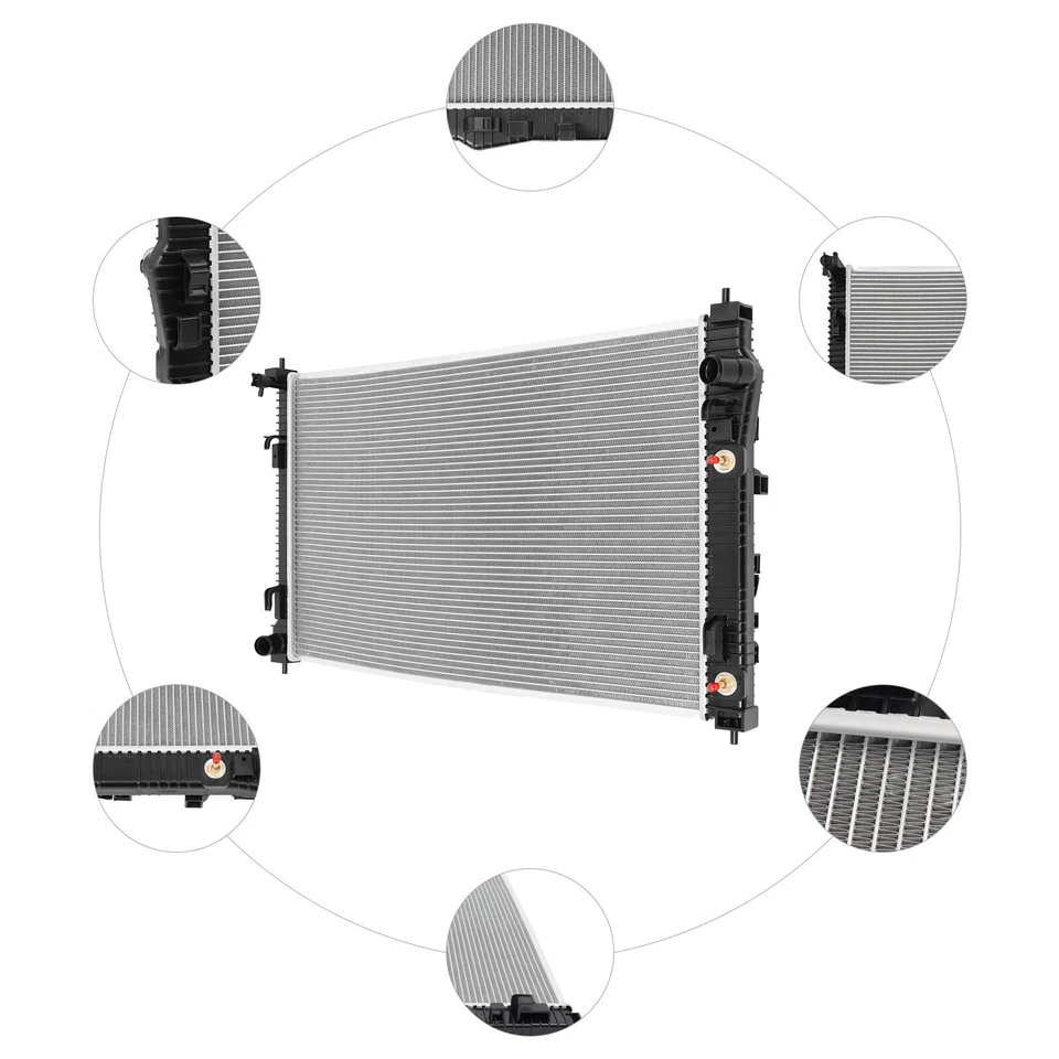 Radiator 1350B182 For 2022- 2023 Mitsubishi Outlander L4 2.4L/L4 2.5L Radiator Foto 4 de 4