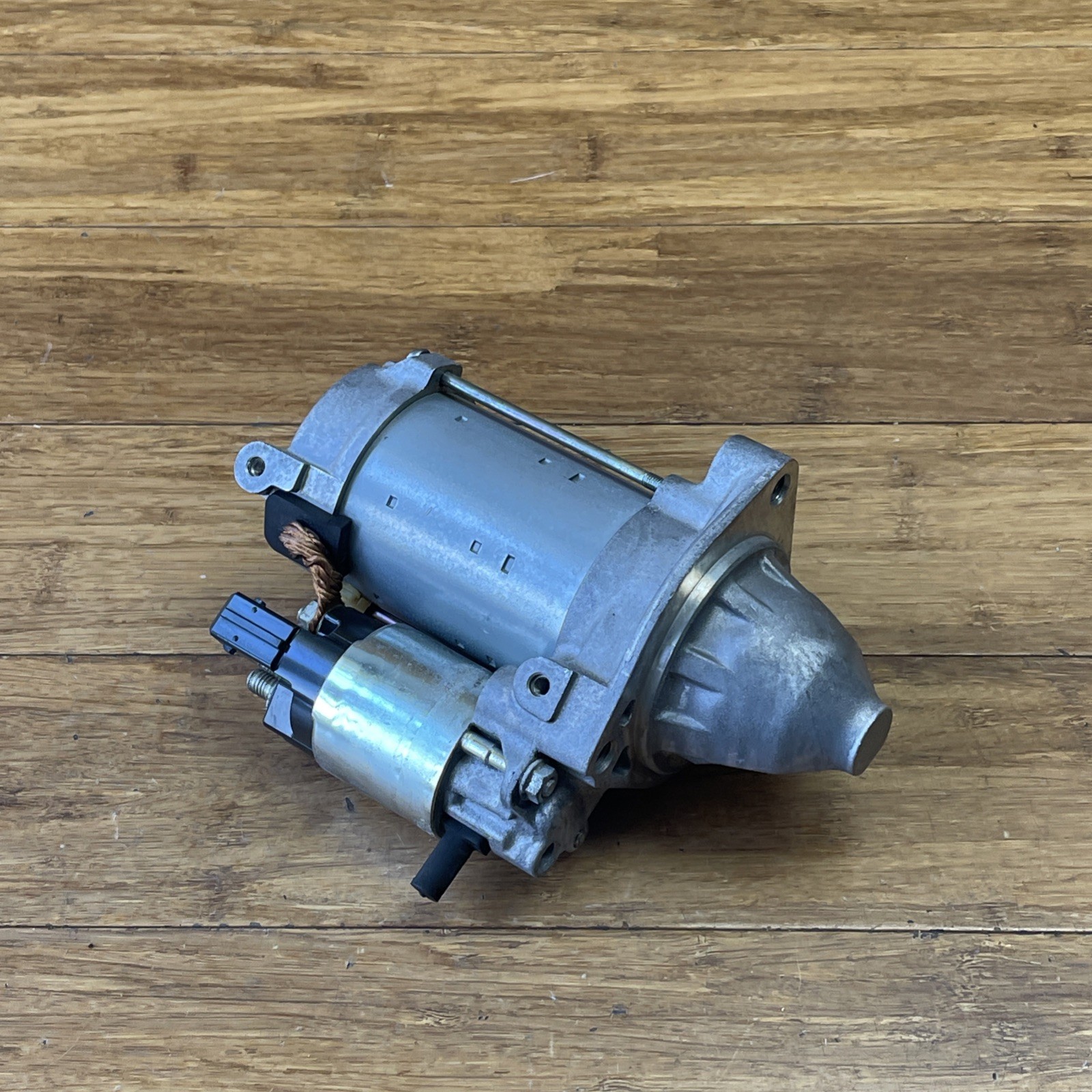 Rolls-Royce Dawn 2017-2023 Starter motor P/N 12417566337