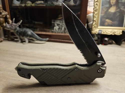 NICE LARGE TACTICAL STYLE FOLDING KNIFE - LINERLOCK - W/SURVIVAL TOOLS - Picture 4 of 24