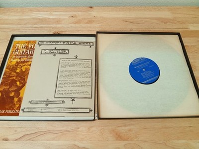 The Folk Singers Guitar Guide; Pete Seeger,  Vinyl LP , 2 books, very good cond.