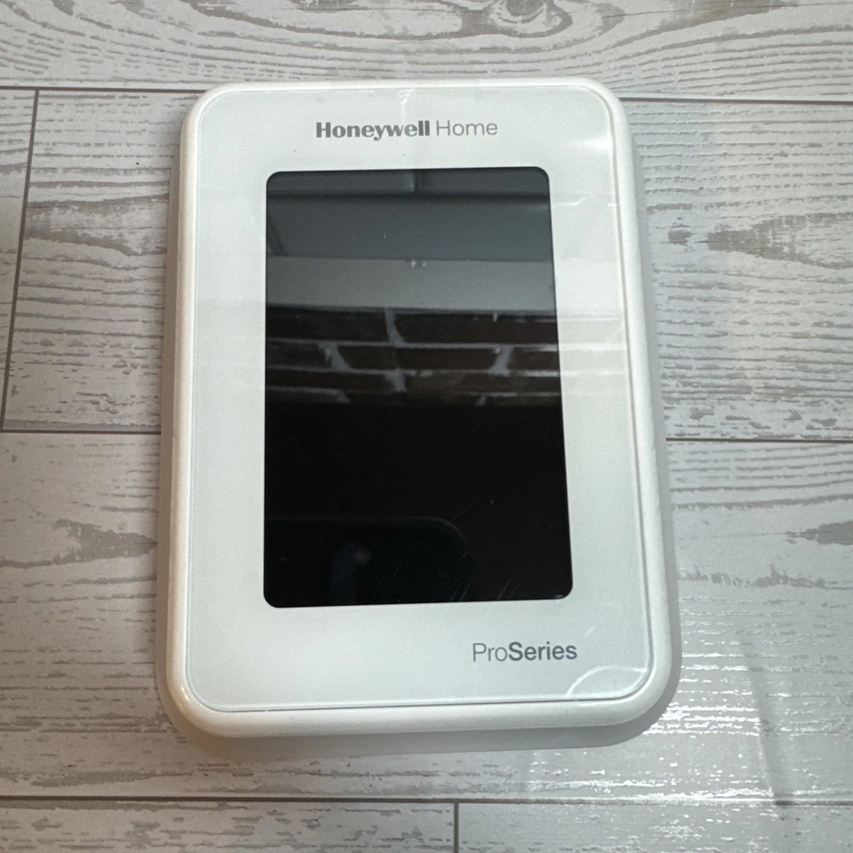 Honeywell T10 Pro Smart Thermostat With Sensor THX321WFS2001W Open box. New! - Image 3 of 4