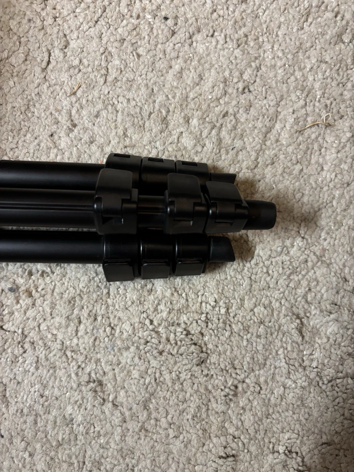 Slik Sprint 150 Aluminum Tripod with SBH-150DQ - Missing Quick Release Plate - Image 3 of 4