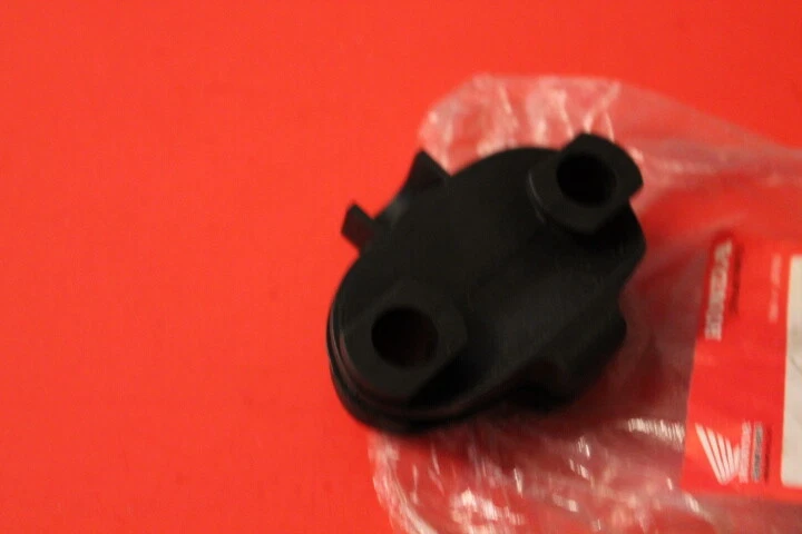 Nuevo de Lote Antiguo Honda OEM Base 2002-2008 VTX1800 1997-2000 GL1500 35102-MR1-000 Foto 3 de 3