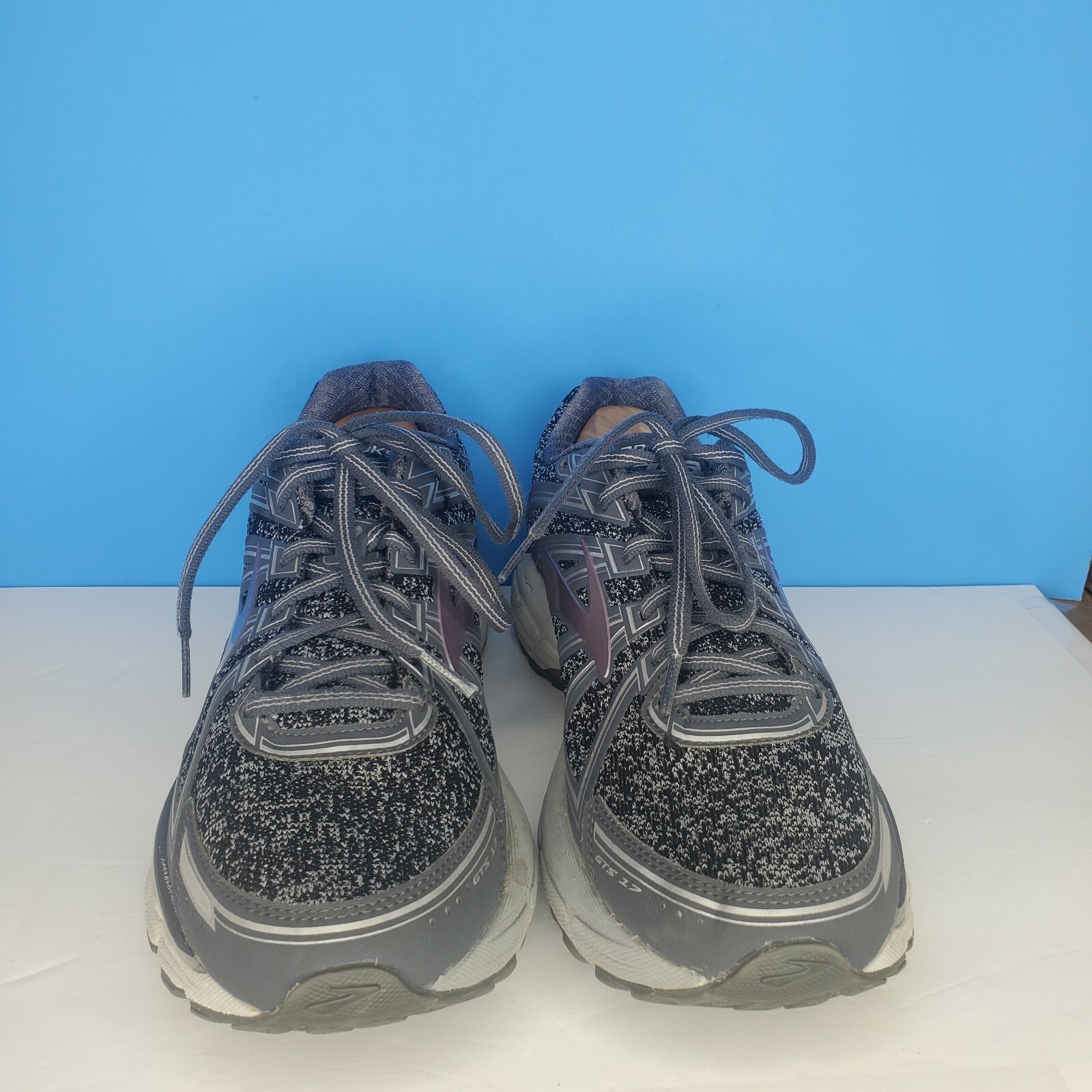 brooks adrenaline gts size 11