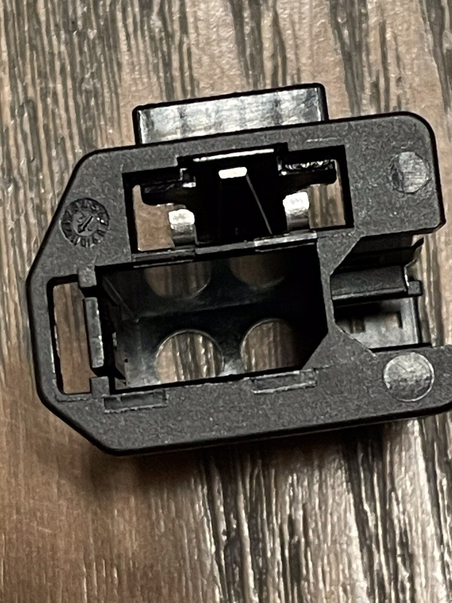 Mercedes-Benz A0005458430 Most Fibre Optic Connector Plug Housing  