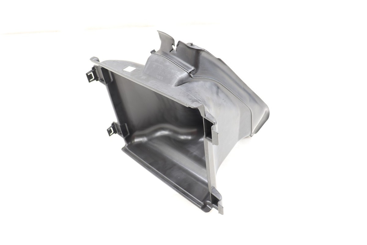 NEW OEM Volvo Radiator Support Baffle 31353799 Volvo XC90 w