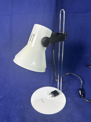 Tensor IL200 White Metal Desk Lamp Model by Mid Century Light