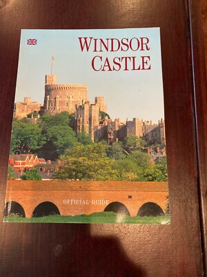 Windsor Castle Official Guide with post card
