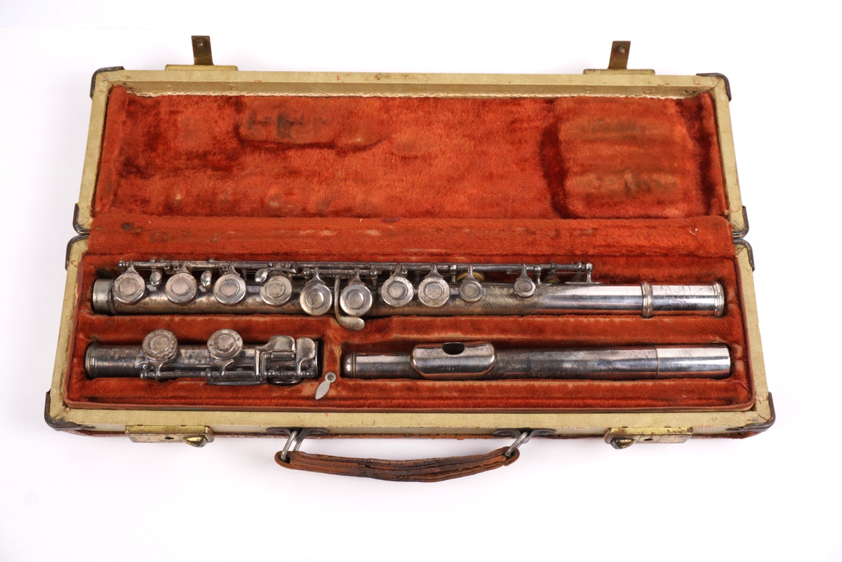 (20) アートレイ　フルート　エルクハート インディアナ USA ビンテージ VTG Artley Flute Elkhart - Ind #529 with Original Beige Case | eBay