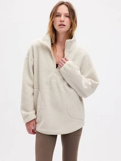 Women’s Gap Crew Sweatshirt size medium. Wore a few... - Depop