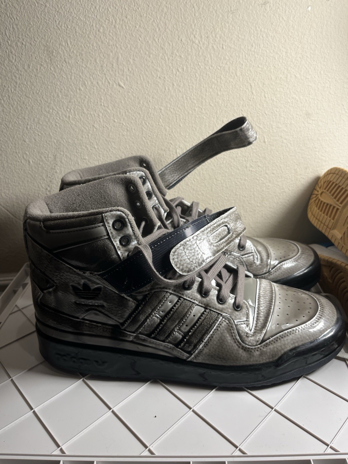 Adidas Size 11.5 Jeremy Scott. Drip. Great condition